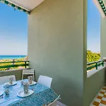 Apartment Cozy House-fronte Mare